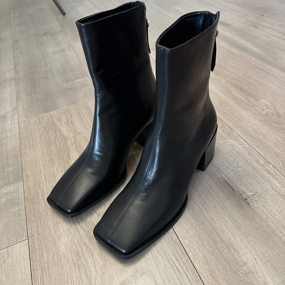 Aeyde.Size 8